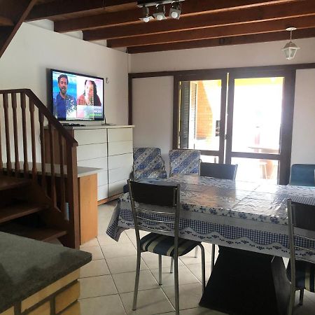Linda Casa Com Piscina Em Bombinhas, Espaco Inteiro Luaran gambar